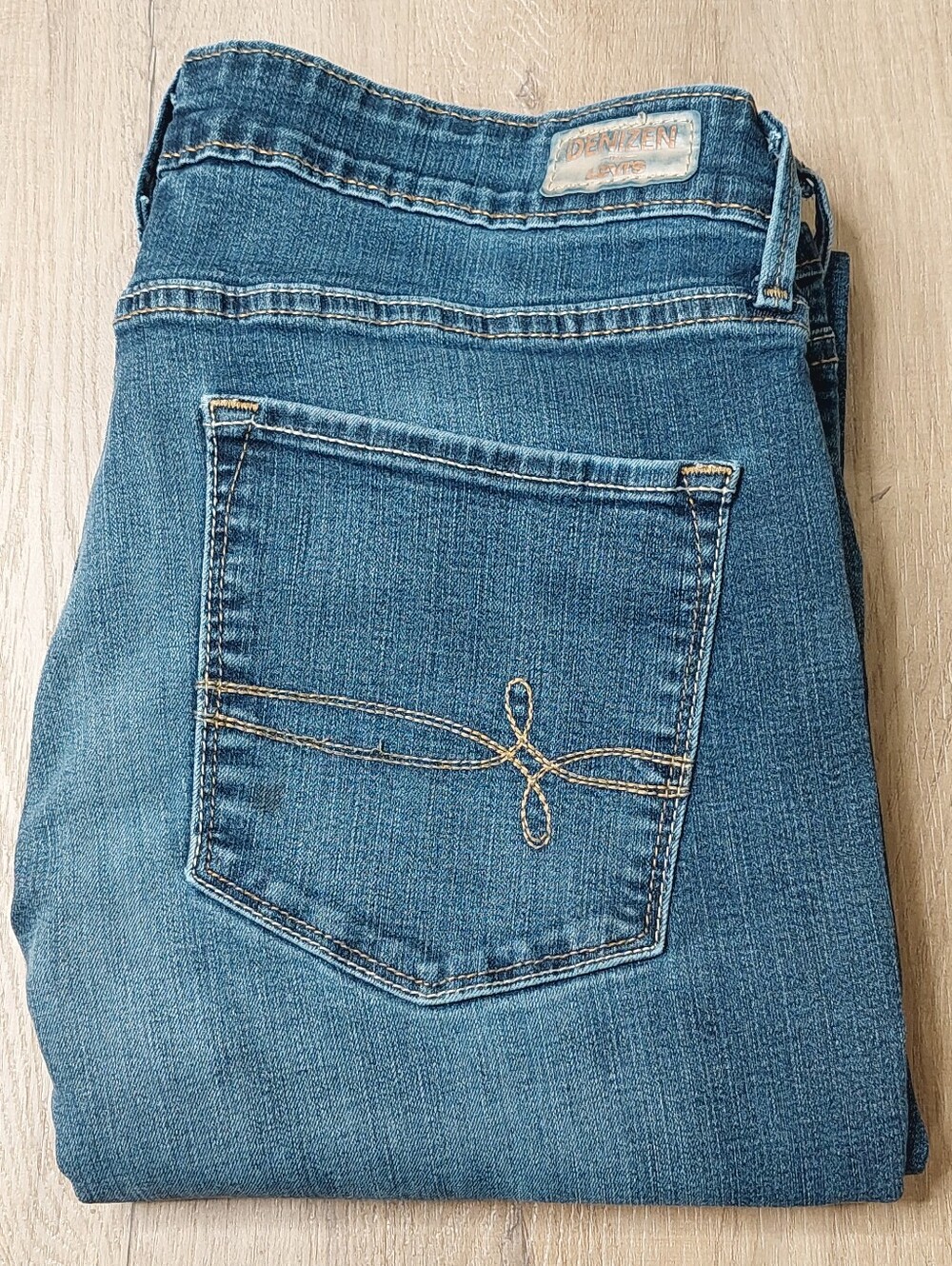 Denizen from Levi's Modern Boot Cut Jeans Women’s Size 14M / W32 L32